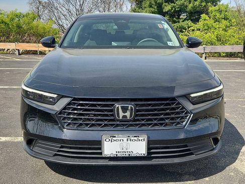 Certified 2023 Honda Accord EX image 2