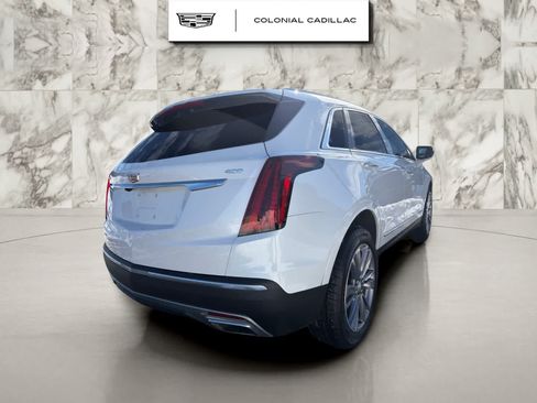 Used 2025 Cadillac XT5 Premium Luxury AWD/4WD image 4