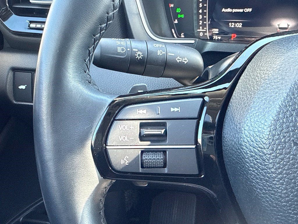 Used 2025 Honda Pilot Elite image 25
