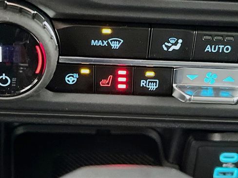 New 2025 Ford Bronco Outer Banks image 24