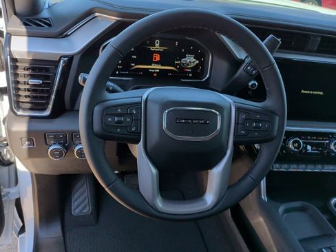 New 2026 GMC Sierra 2500 Denali w/ Denali Reserve Package image 18