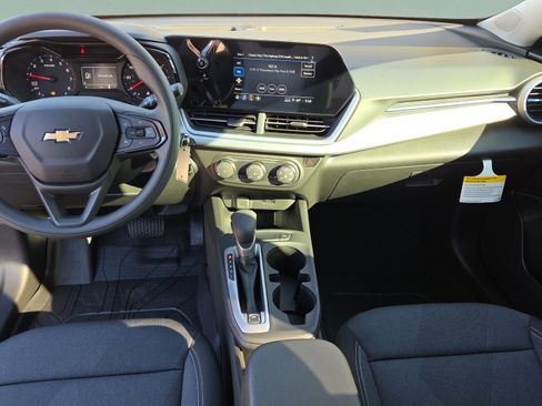 New 2026 Chevrolet Trax LS image 24