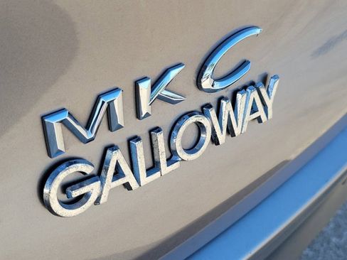 Used 2019 Lincoln MKC Select w/ Select Plus Package image 10