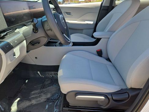 New 2026 Hyundai Kona SEL Sport AWD/4WD image 16