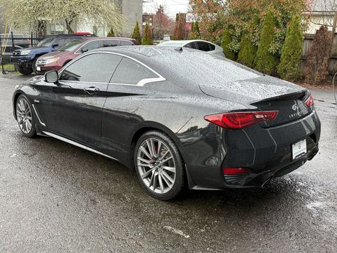 Used 2017 INFINITI Q60 Red Sport 400 image 10