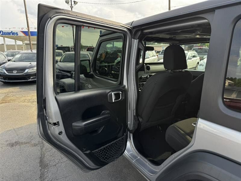Used 2021 Jeep Wrangler Unlimited Sport AWD/4WD image 17