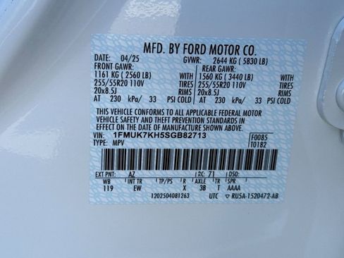 Used 2025 Ford Explorer ST-Line RWD image 41