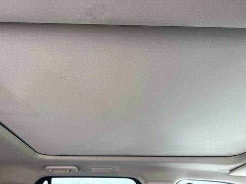 Used 2024 Ford Expedition Limited image 11