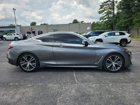 Used 2018 INFINITI Q60 3.0t Luxe RWD image 6