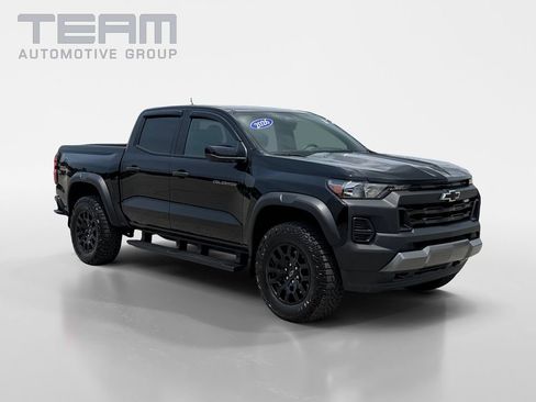 Used 2026 Chevrolet Colorado Trail Boss AWD/4WD image 1