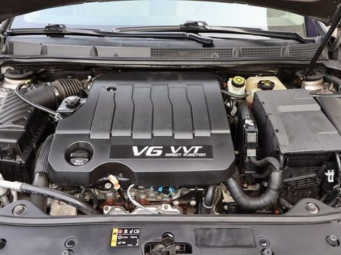 Used 2011 Buick LaCrosse CXS image 31