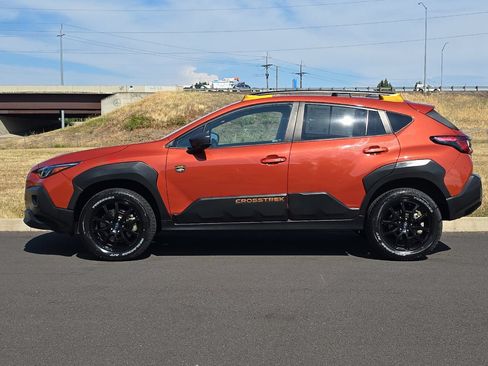 Used 2024 Subaru Crosstrek 2.5i Wilderness w/ Crosstrek Mirror Package AWD/4WD image 6