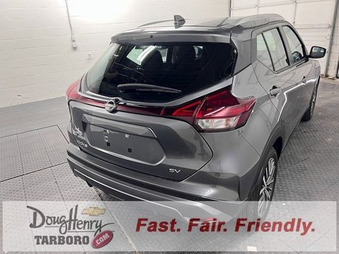 Used 2024 Nissan Kicks SV image 8