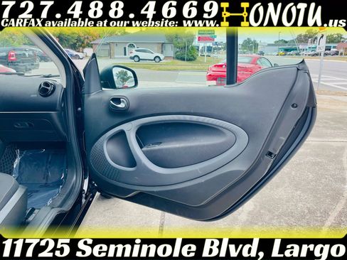 Used 2018 smart fortwo electric drive image 15