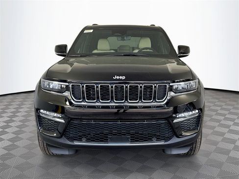 New 2025 Jeep Grand Cherokee Limited w/ Luxury Tech Group II image 2