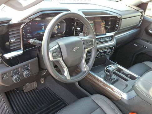 Used 2024 Chevrolet Silverado 1500 RST w/ Convenience Package II image 16