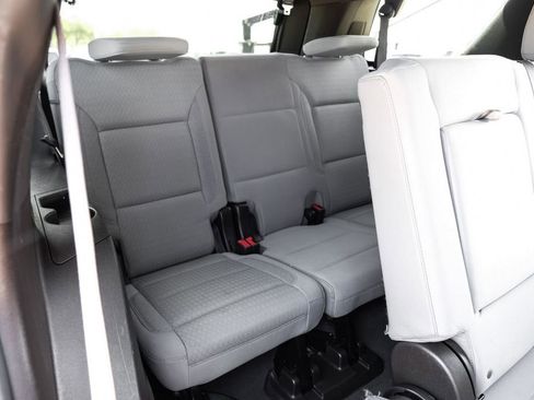 Used 2023 Chevrolet Tahoe LS image 40