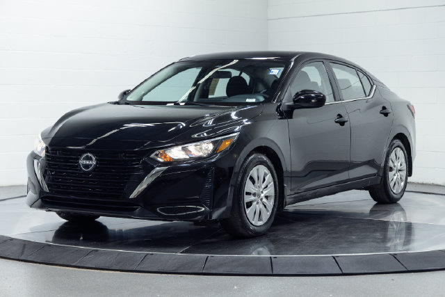 Used 2025 Nissan Sentra S FWD image 6