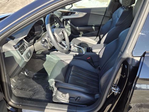 Used 2025 Audi A5 2.0T Premium Plus image 3