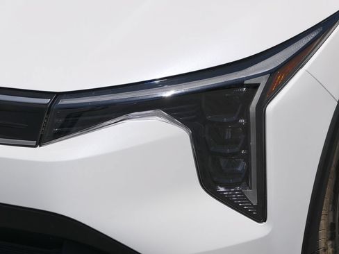 Used 2025 Kia K4 FWD image 9