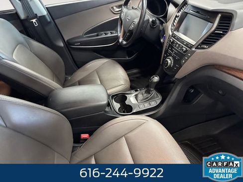 Used 2018 Hyundai Santa Fe Limited image 4