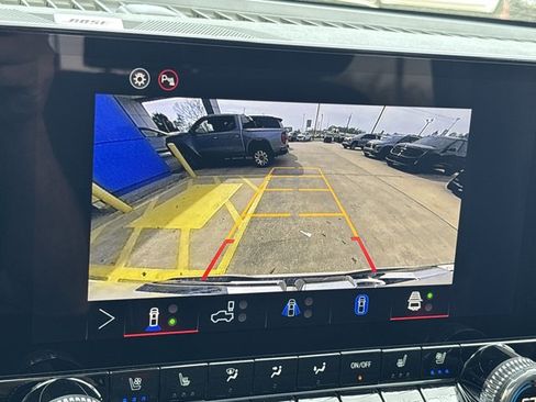 New 2026 GMC Canyon AT4 w/ Technology Plus Package AWD/4WD image 29