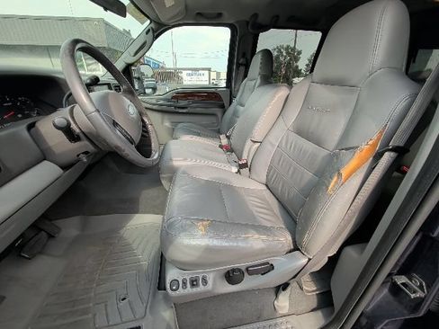 Used 2004 Ford F250 Lariat AWD/4WD image 26