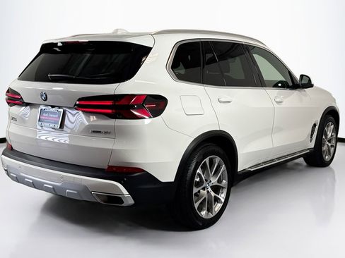 Used 2025 BMW X5 xDrive40i image 5