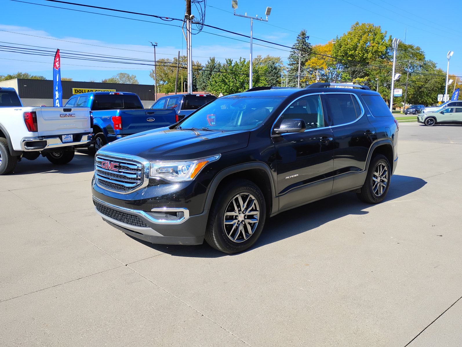 Used 2017 GMC Acadia SLT AWD/4WD image 13