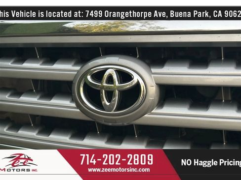 Used 2011 Toyota Sequoia Platinum image 63