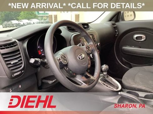 Used 2017 Kia Soul FWD image 9