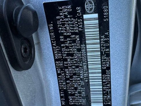 Used 2018 Toyota Camry XLE image 30