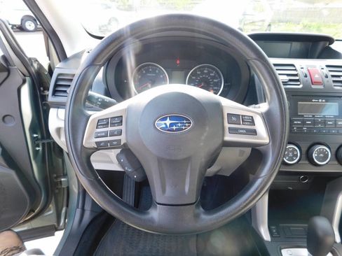 Used 2015 Subaru Forester 2.5i Premium w/ All-Weather Package AWD/4WD image 9