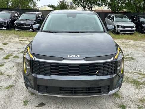 New 2026 Kia Sportage LX FWD image 2