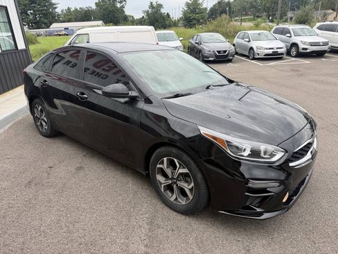 Used 2021 Kia Forte LXS FWD image 5