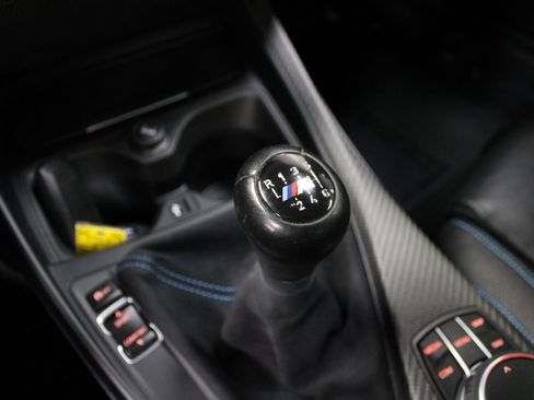 Used 2017 BMW M2 image 34