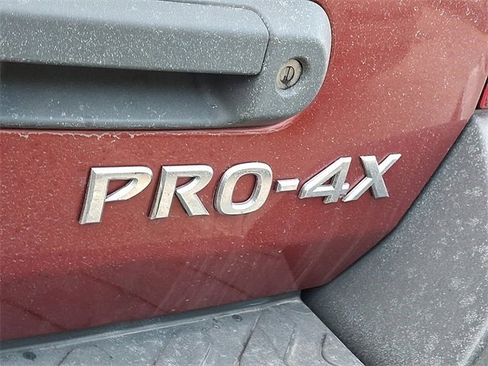 Used 2015 Nissan Xterra PRO-4X image 5