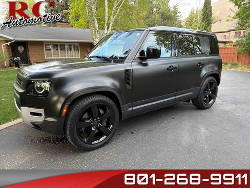 Used 2024 Land Rover Defender 110 SE AWD/4WD image 1