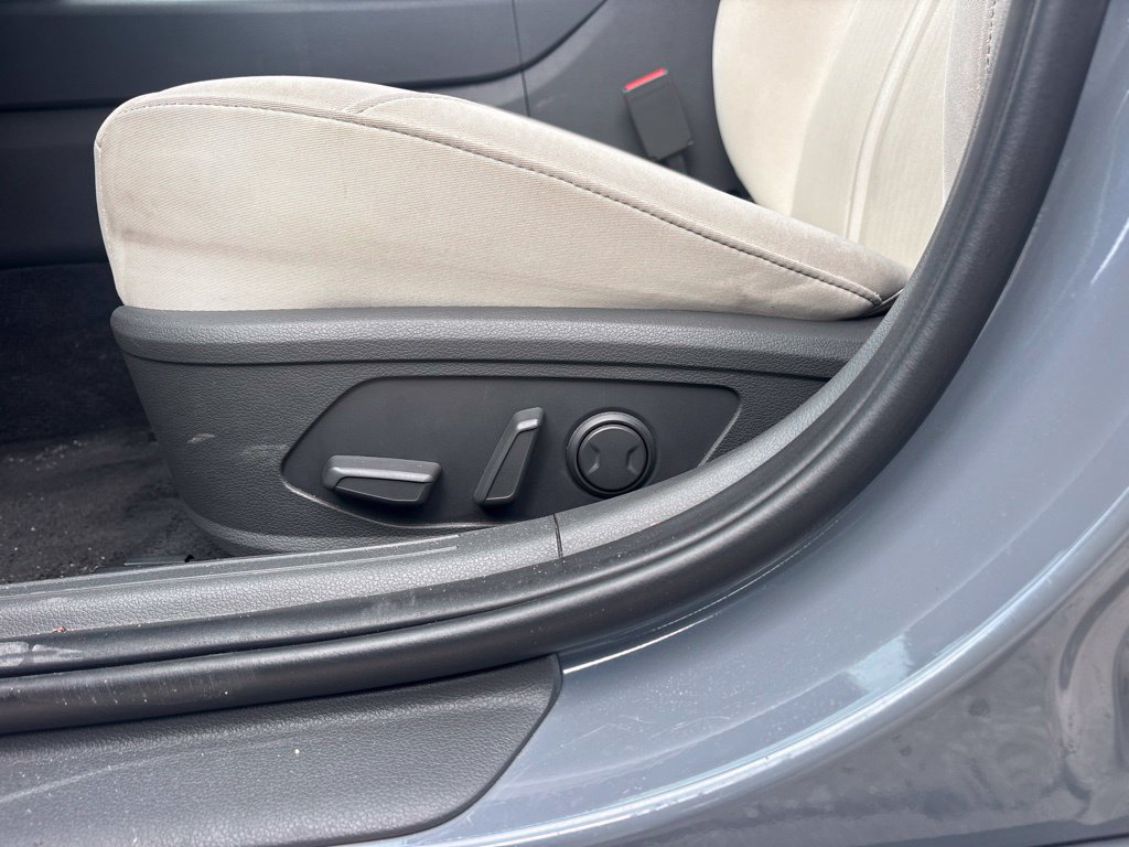 Used 2025 Hyundai Sonata SEL FWD image 10