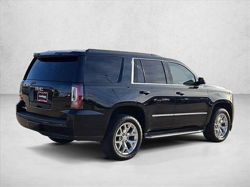 Used 2017 GMC Yukon SLT w/ Open Road Package AWD/4WD image 11