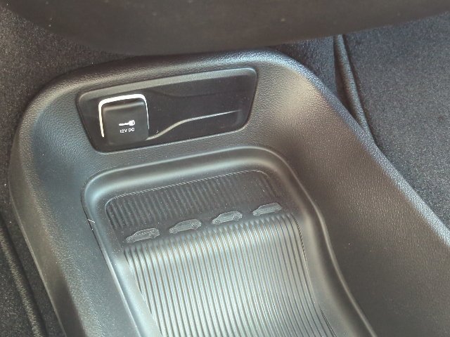 New 2026 Chrysler Pacifica Select FWD image 18