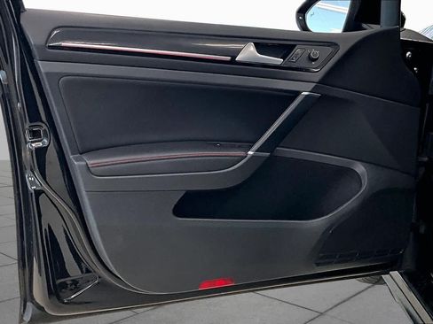 Used 2017 Volkswagen GTI Autobahn FWD image 19
