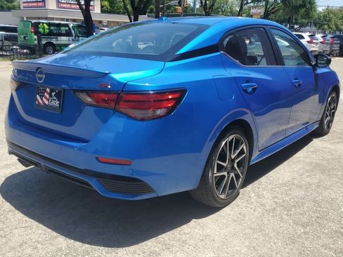 Used 2025 Nissan Sentra SR FWD image 6