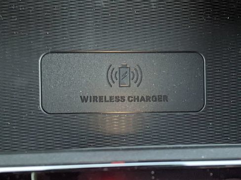 New 2025 Jeep Grand Cherokee Laredo X w/ Luxury Tech Group I AWD/4WD image 24