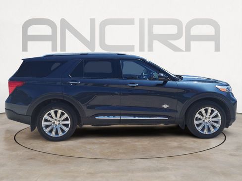 Used 2022 Ford Explorer King Ranch w/ Class IV Trailer Tow Package AWD/4WD image 11