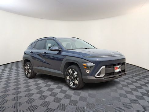 Used 2025 Hyundai Kona SEL AWD/4WD image 4