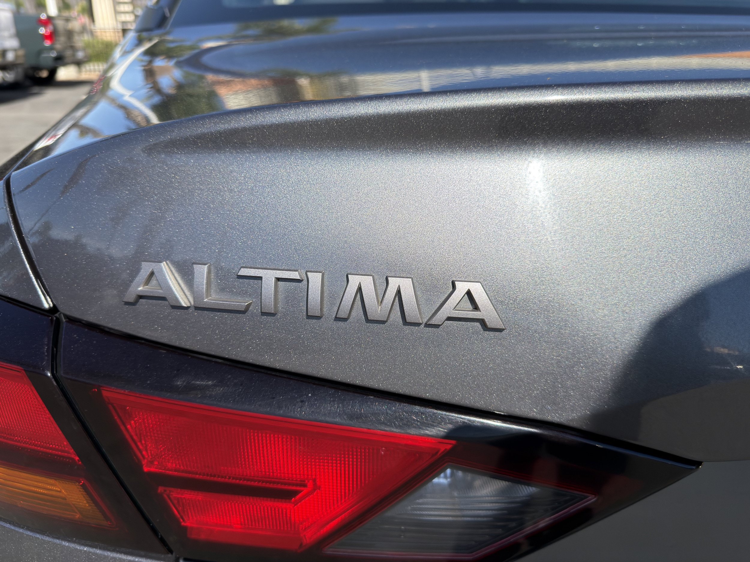 Used 2023 Nissan Altima 2.5 SV FWD image 37
