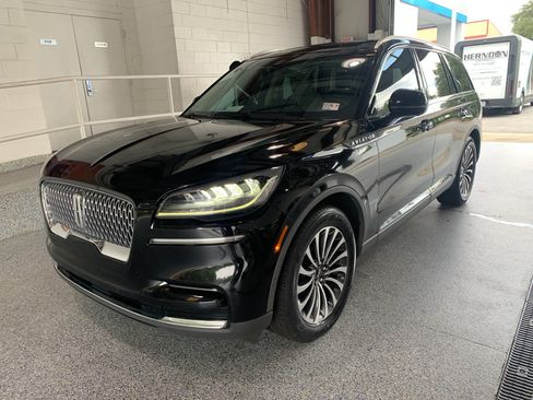Used 2022 Lincoln Aviator Reserve w/ Elements Package Plus RWD image 3