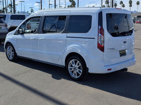 Used 2018 Ford Transit Connect XLT image 4