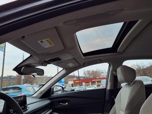 Used 2024 Honda Accord EX image 13